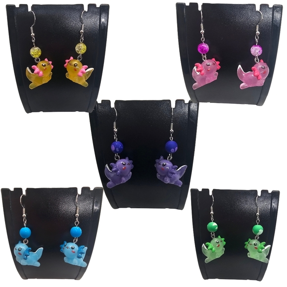 Cute Green Axolotl Earrings - Handmade - Hypoallergenic (Dangle w/ hook) - Picture 3 of 4